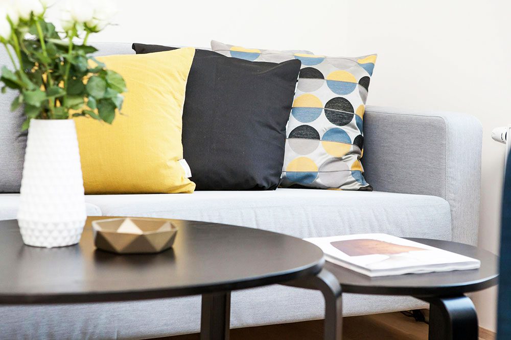 Cojines: Guía Completa para Elegir, Decorar y Disfrutar en tu Hogar 8 decoración con cojines